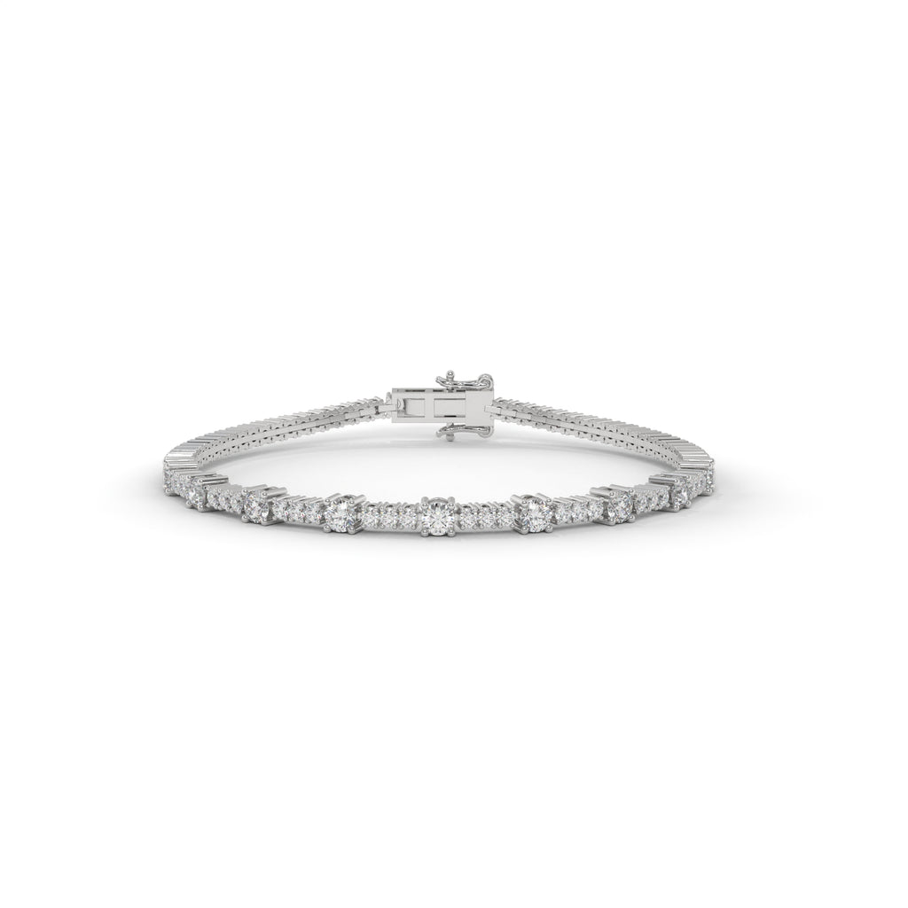 Focal diamond tennis bracelet