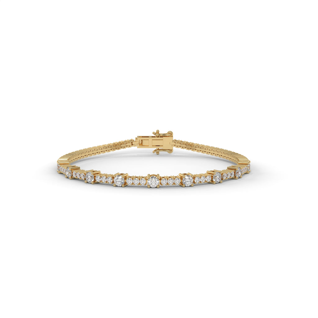 Focal diamond tennis bracelet
